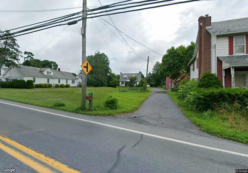 598 Monocacy Dr, Bath, PA 18014 - photo 1