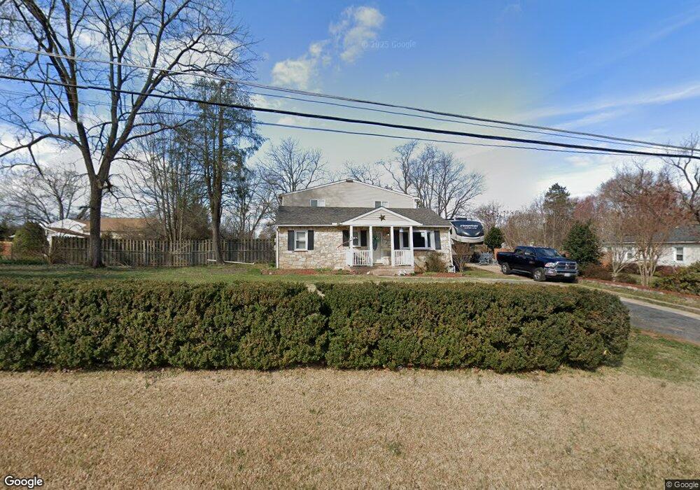 8028 Mclean St, Manassas, VA 20111 - photo 1