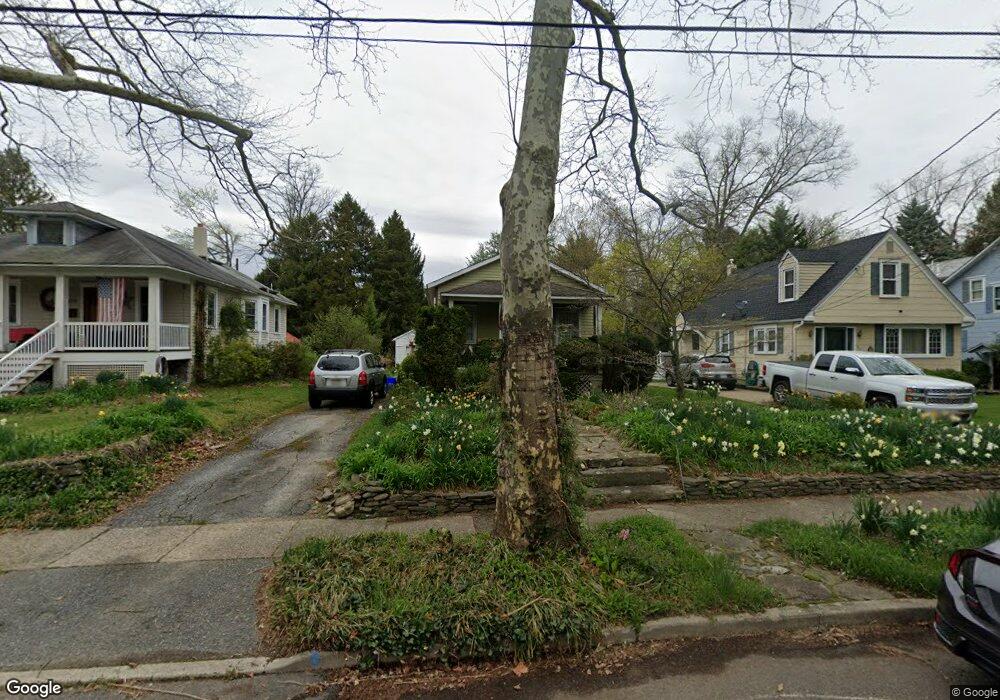 411 Kenilworth Ave, Moorestown, NJ 08057 - photo 1