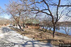 8160 Lakeshore Dr, Dexter, IA 50070