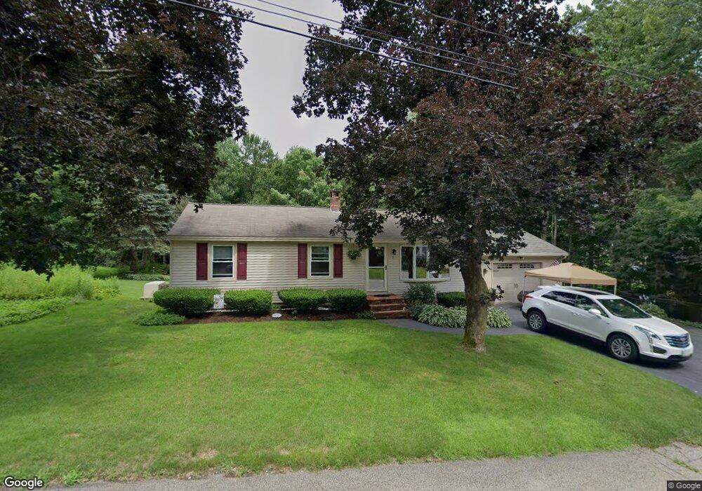 7 Lawrence St, Springvale, ME 04083 - photo 1