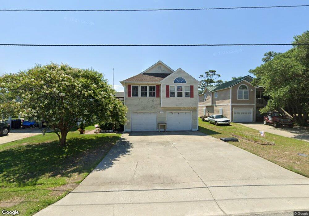 303 W Atlantic St, Kill Devil Hills, NC 27948 - photo 1