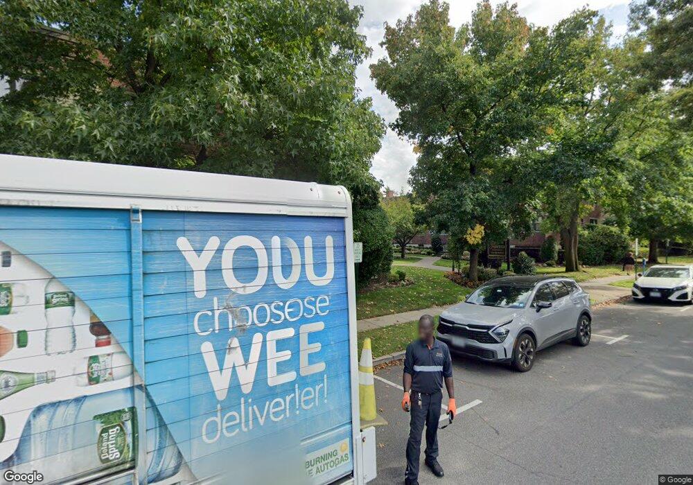 238 Cedarhurst Ave unit 21B, Cedarhurst, NY 11516 - photo 1