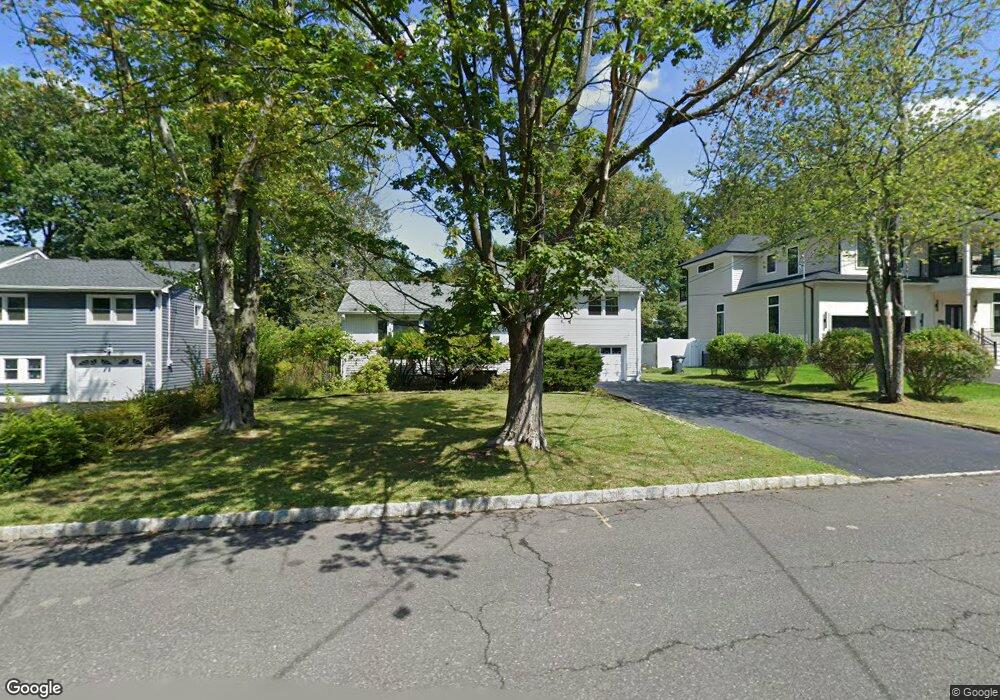 70 W Cedar St, Livingston, NJ 07039 - photo 1