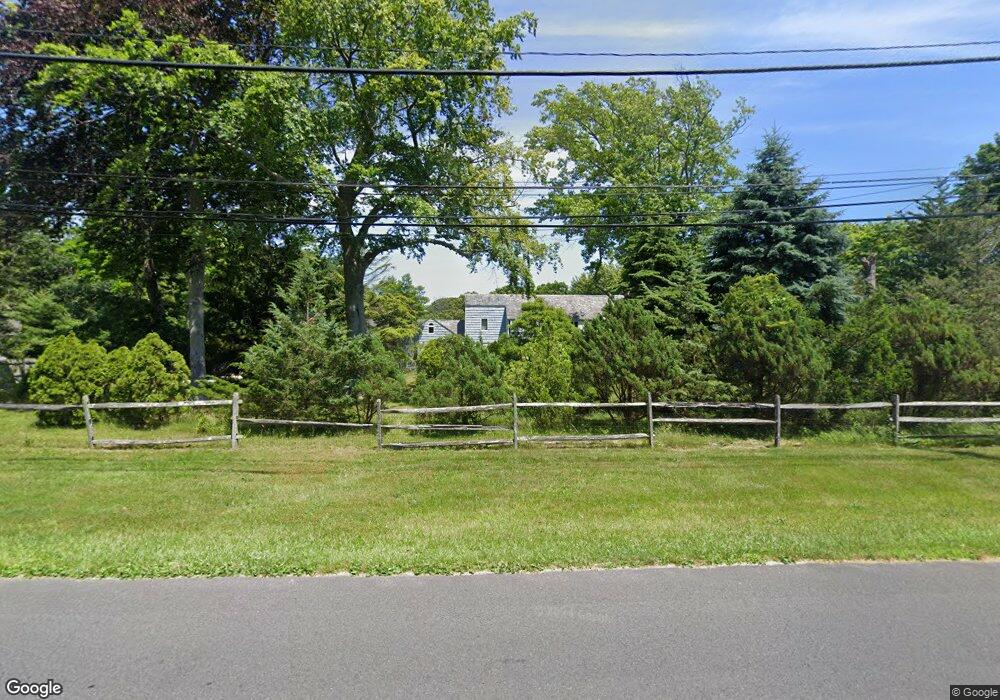 89 Gillette Ave, Bayport, NY 11705 - photo 1