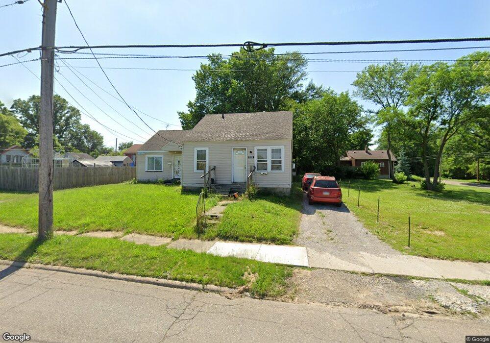 3108 S Grand Traverse St, Flint, MI 48507 - photo 1