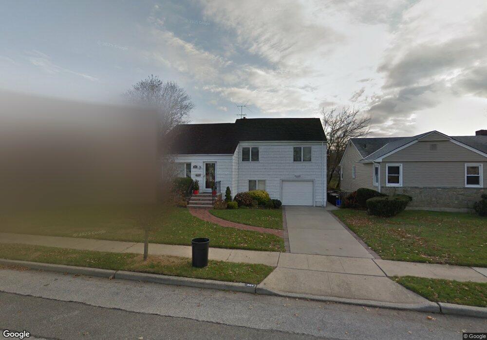 564 Anderson St, Baldwin, NY 11510 - photo 1