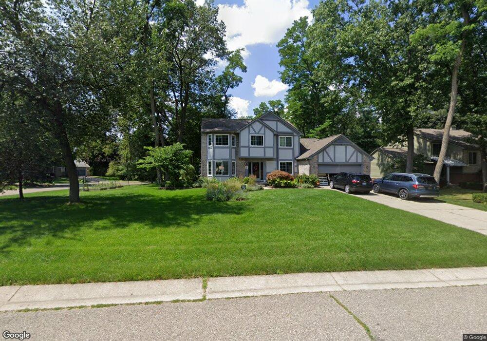 1590 Cardinal Ridge, West Bloomfield, MI 48324 - photo 1