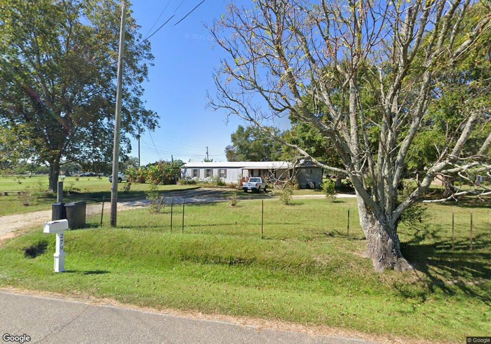 279 Davis Rd, Picayune, MS 39466 - photo 1