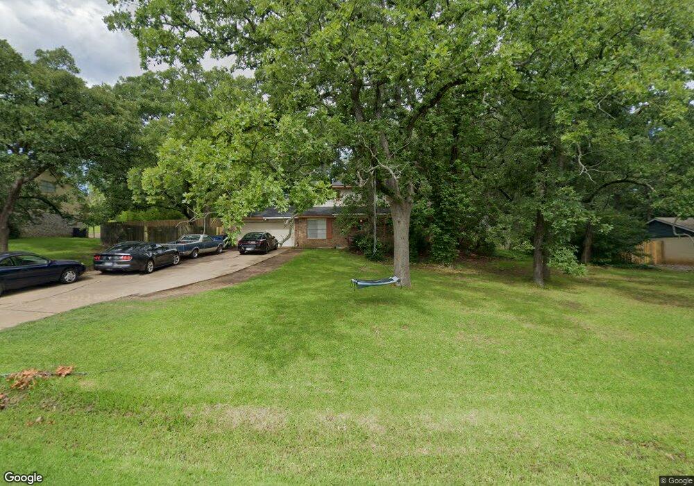 725 Deleon St, Denison, TX 75020 - photo 1