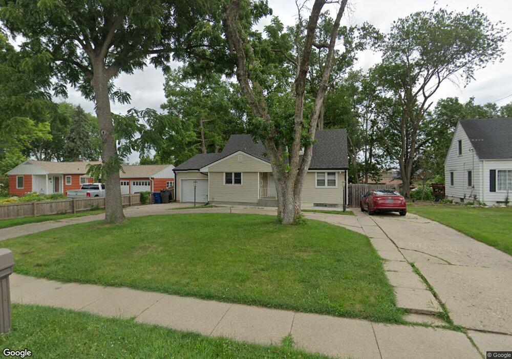 710 E Park Ave, Des Moines, IA 50315 - photo 1