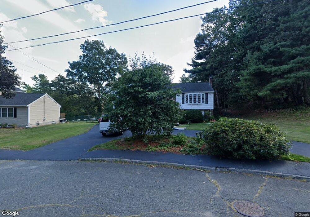 32 Himoor Cir, Randolph, MA 02368 - photo 1