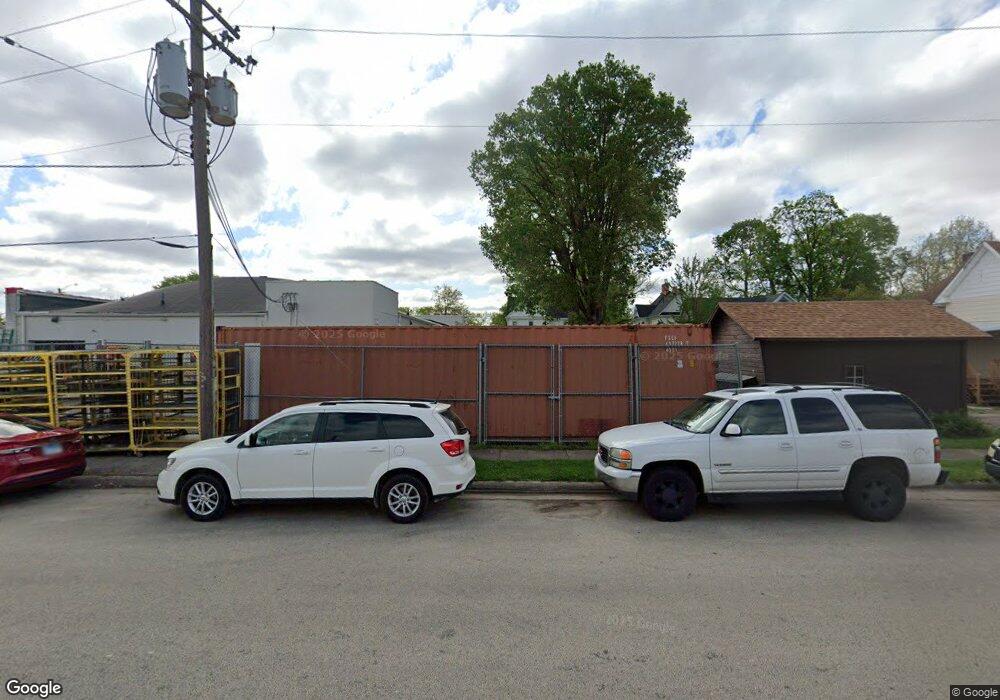 518 N Chicago St, Lincoln, IL 62656 - photo 1