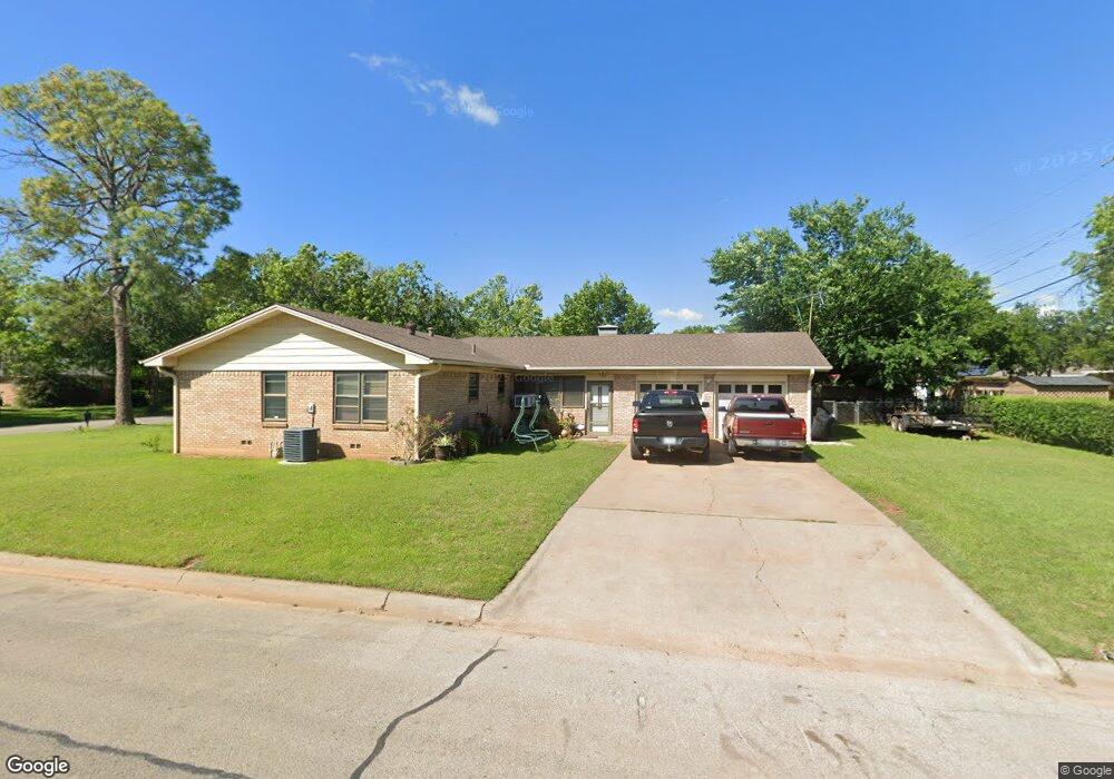 1002 Sheridan Ln, Cleburne, TX 76033 - photo 1