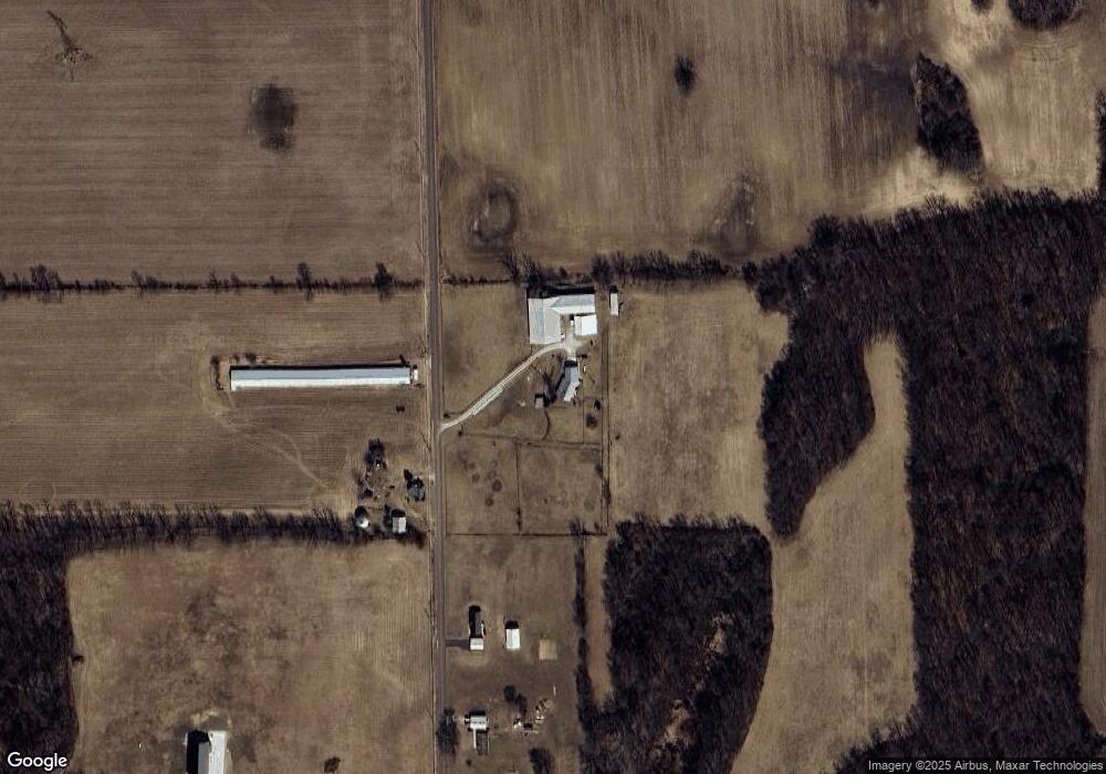 5285 W Catalpa Ln, Warsaw, IN 46580 - photo 1