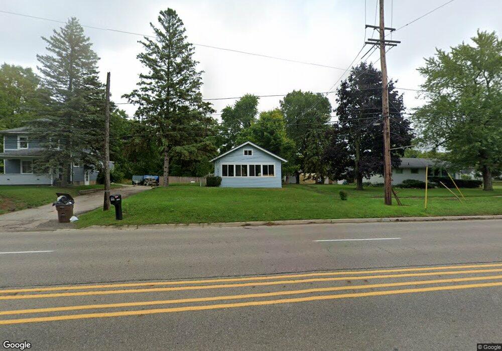 1116 N Waverly Rd, Lansing, MI 48917 - photo 1