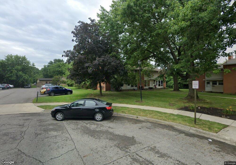 5441 Rockwood Ct, Columbus, OH 43229 - photo 1