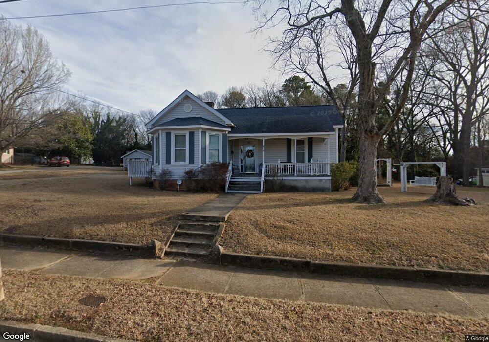 501 Coggeshall St, Oxford, NC 27565 - photo 1