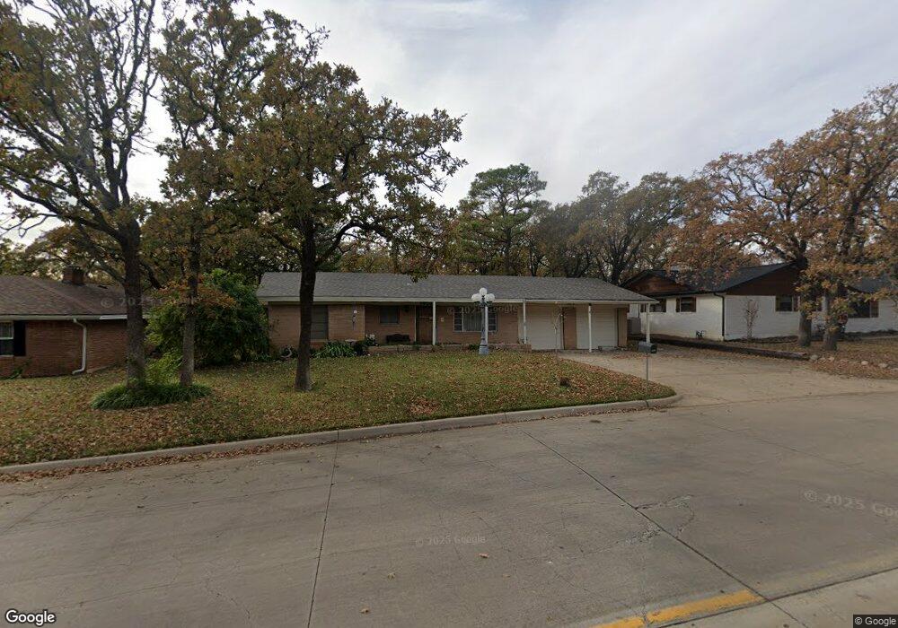 1009 Wade Dr, Bedford, TX 76022 - photo 1