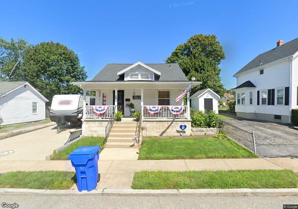 36 Burnside Ave, Riverside, RI 02915 - photo 1