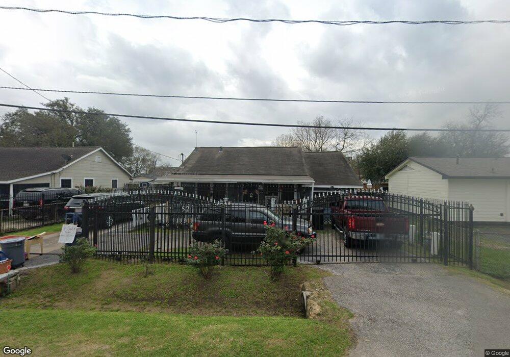 52 Neyland St, Houston, TX 77022 - photo 1