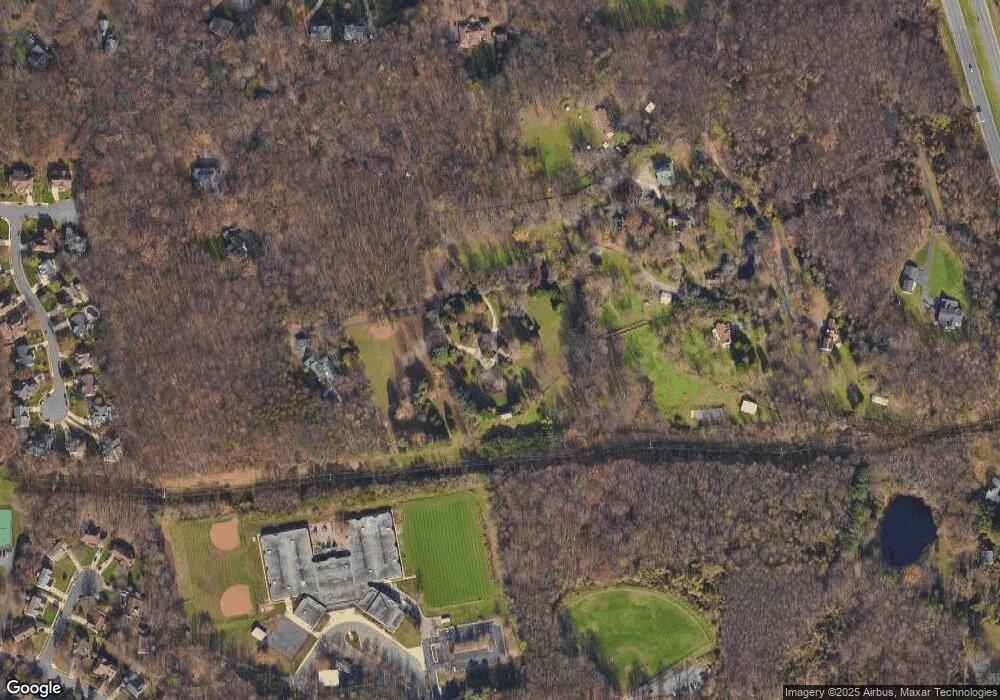 5301 George Mckay Ln, Fairfax, VA 22030 - photo 1