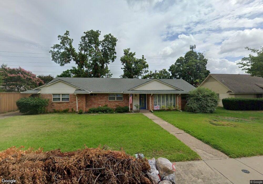 3362 Camelot Dr, Dallas, TX 75229 - photo 1