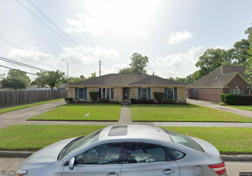 5430 Candlecrest Dr, Houston, TX 77091 - photo 1