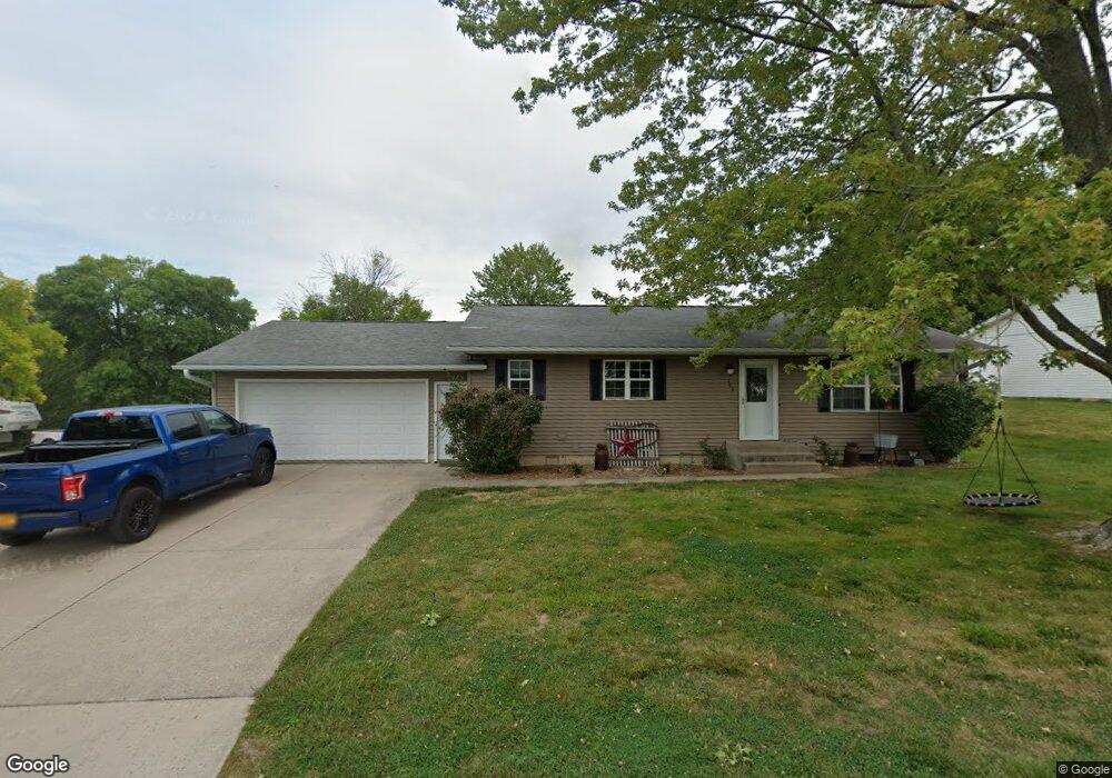 408 W 4th St, Wayland, IA 52654 - photo 1
