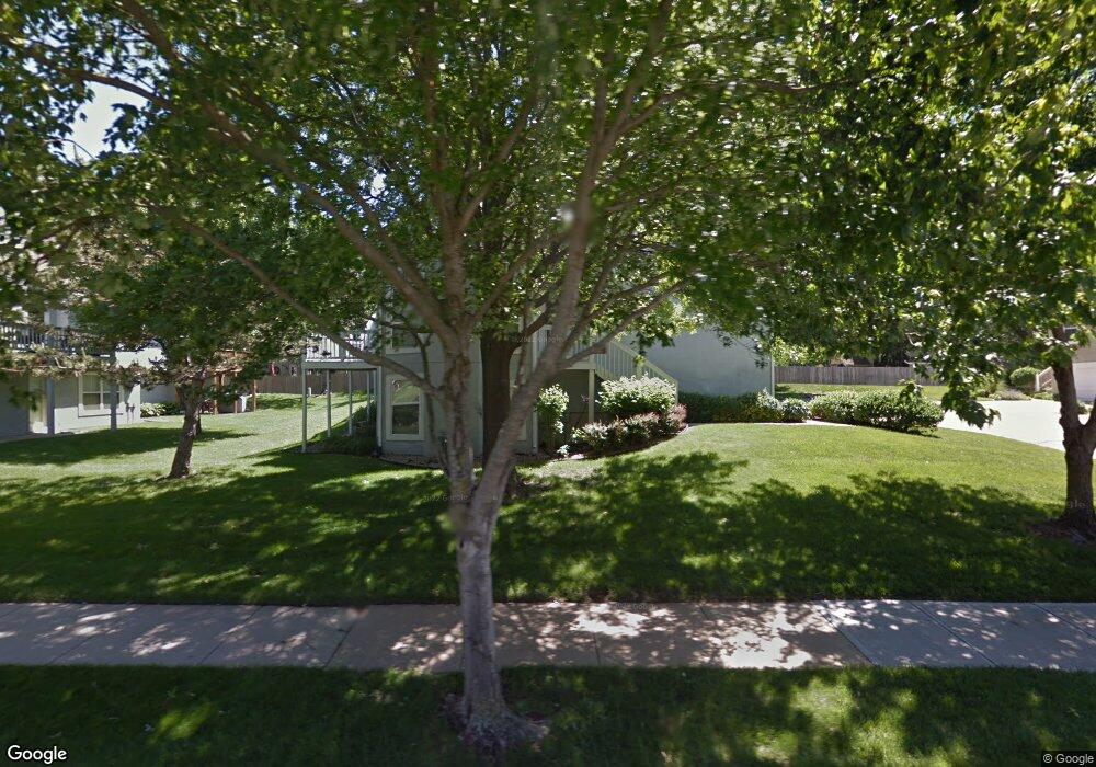 9129 Loiret Blvd, Lenexa, KS 66219 - photo 1