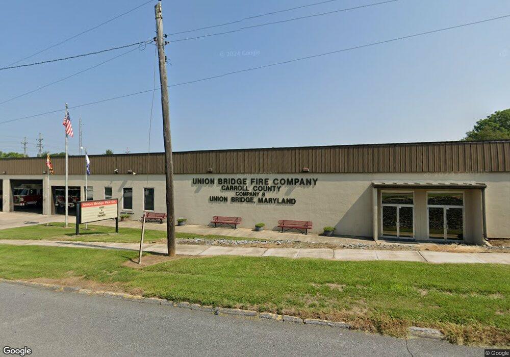 8 W Locust St, Union Bridge, MD 21791 - photo 1