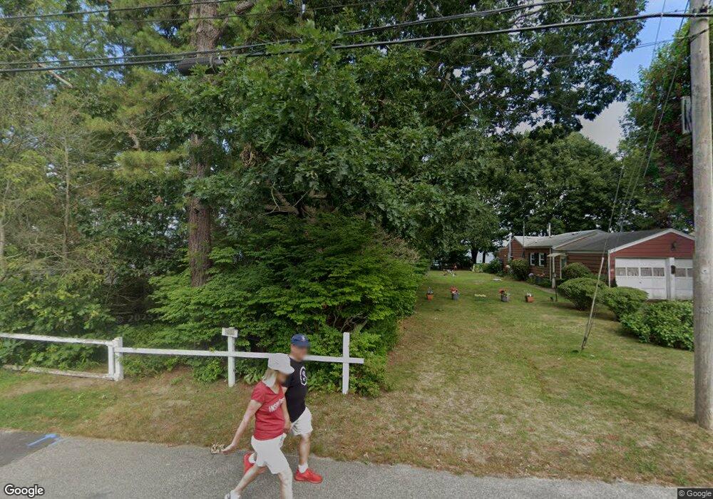 209 Namquid Dr, Warwick, RI 02888 - photo 1