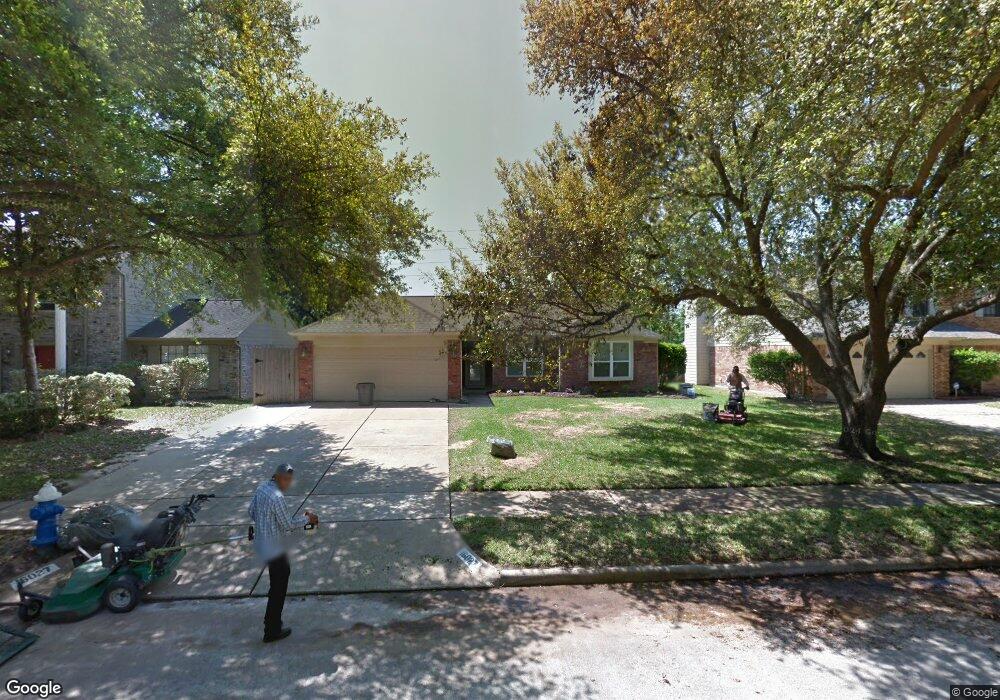 16027 Pinyon Creek Dr, Houston, TX 77095 - photo 1