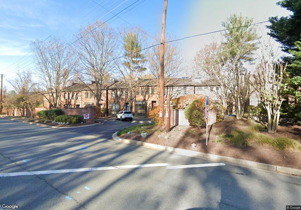 7529 Bradley Blvd, Bethesda, MD 20817 - photo 1