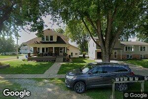 513 Fulton St, Grand Mound, IA 52751