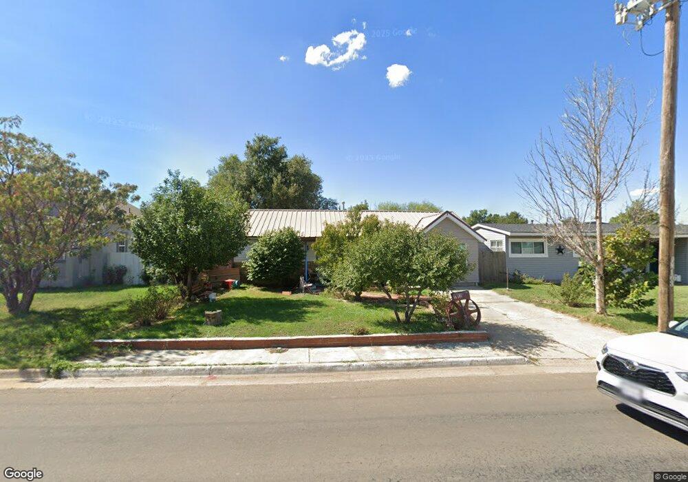 1112 S Maddox Ave, Dumas, TX 79029 - photo 1