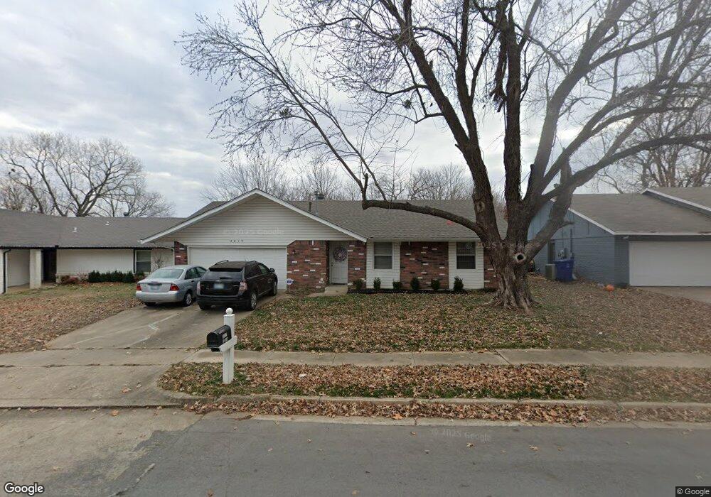 3017 S Ash Ct, Broken Arrow, OK 74012 - photo 1