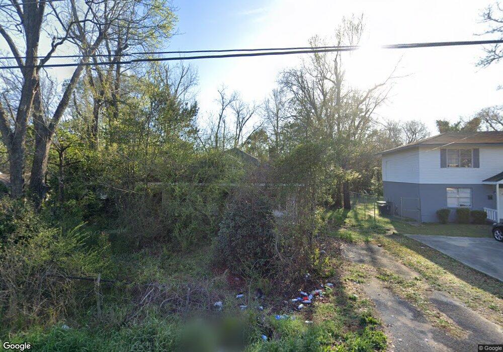 961 Magnolia Dr, Macon, GA 31217 - photo 1