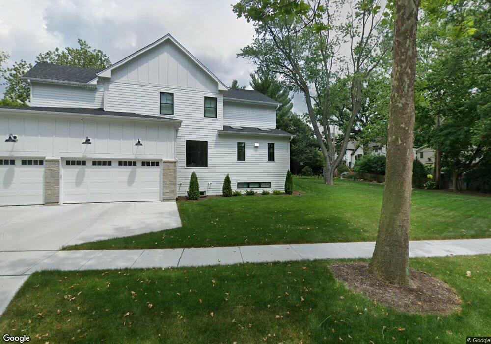 806 S Loomis St unit 2, Naperville, IL 60540 - photo 1