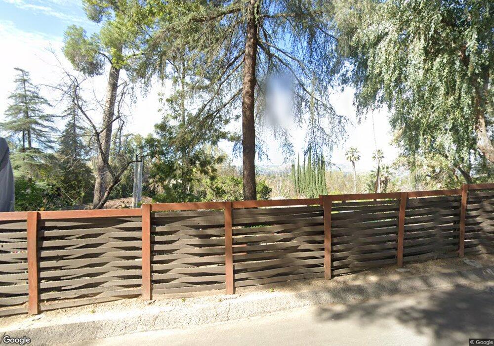 22411 Cass Ave, Woodland Hills, CA 91364 - photo 1