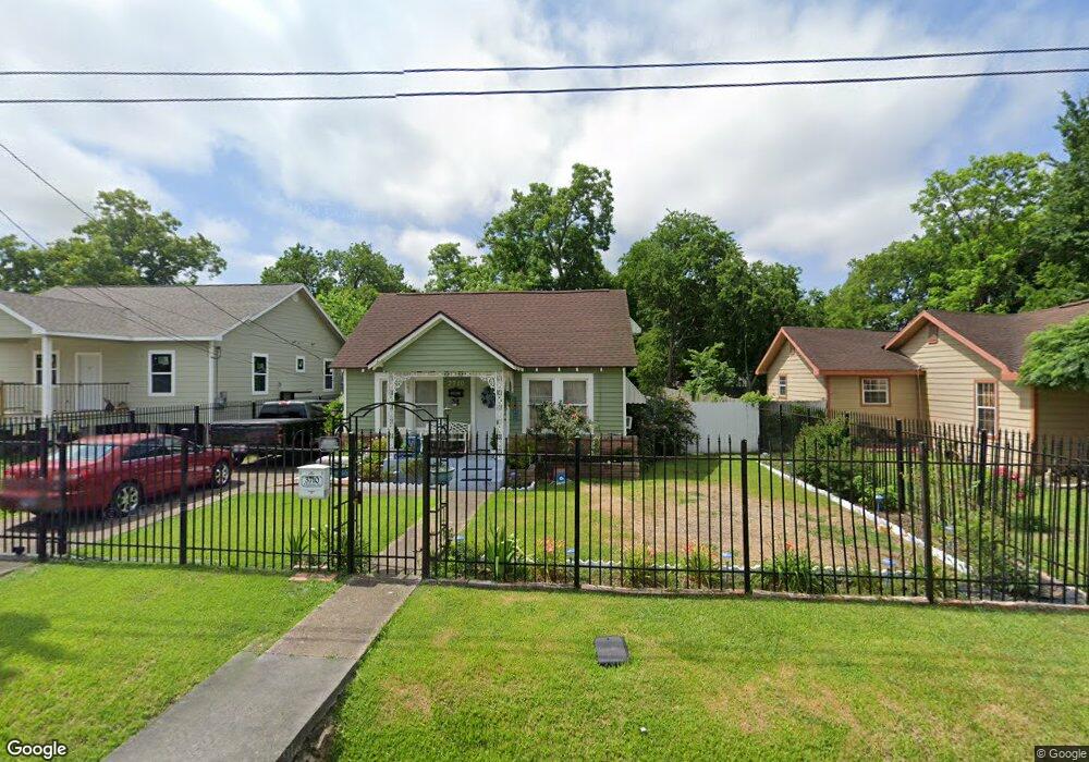 3710 Legion St, Houston, TX 77026 - photo 1
