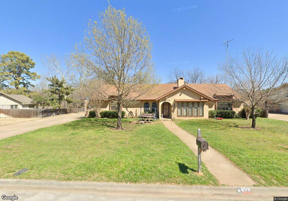 903 Berkley Dr, Cleburne, TX 76033 - photo 1