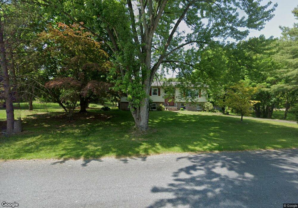 5950 Meadow Ln, Mohnton, PA 19540 - photo 1