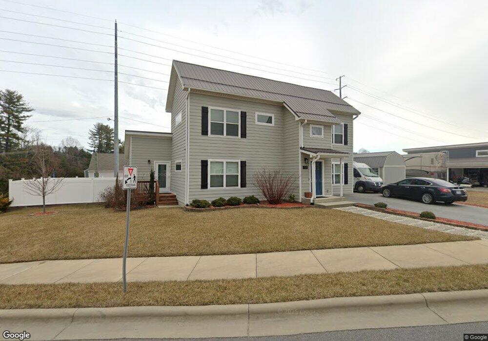 51 Strick Garden Ln, Hendersonville, NC 28792 - photo 1