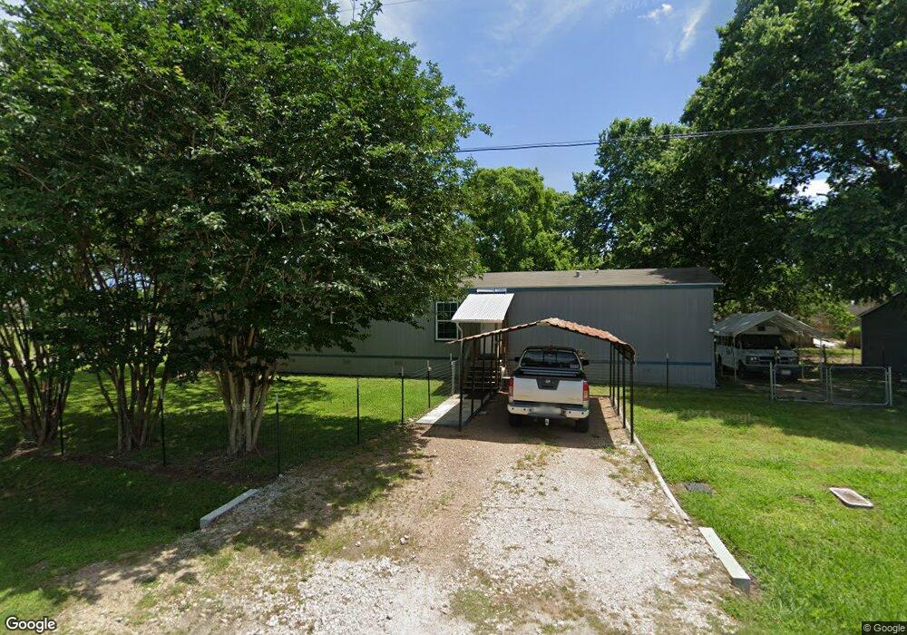 114 Millican St, Brazoria, TX 77422 - photo 1