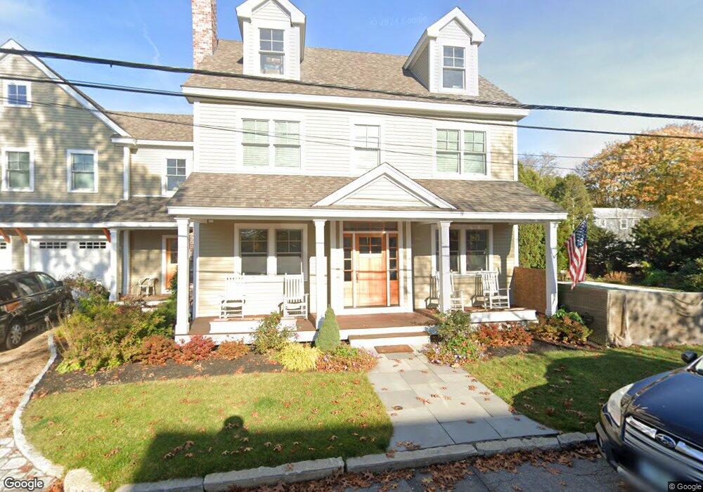 10 Sylvester St, Newburyport, MA 01950 - photo 1