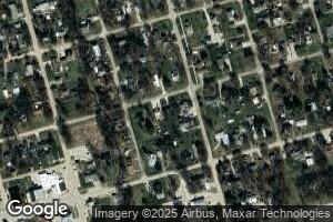 811 Broadway Ave, Windsor, IL 61957