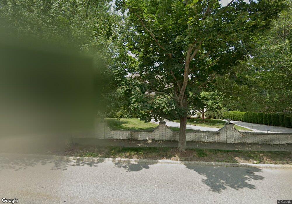 32 Broadway, Stoneham, MA 02180 - photo 1