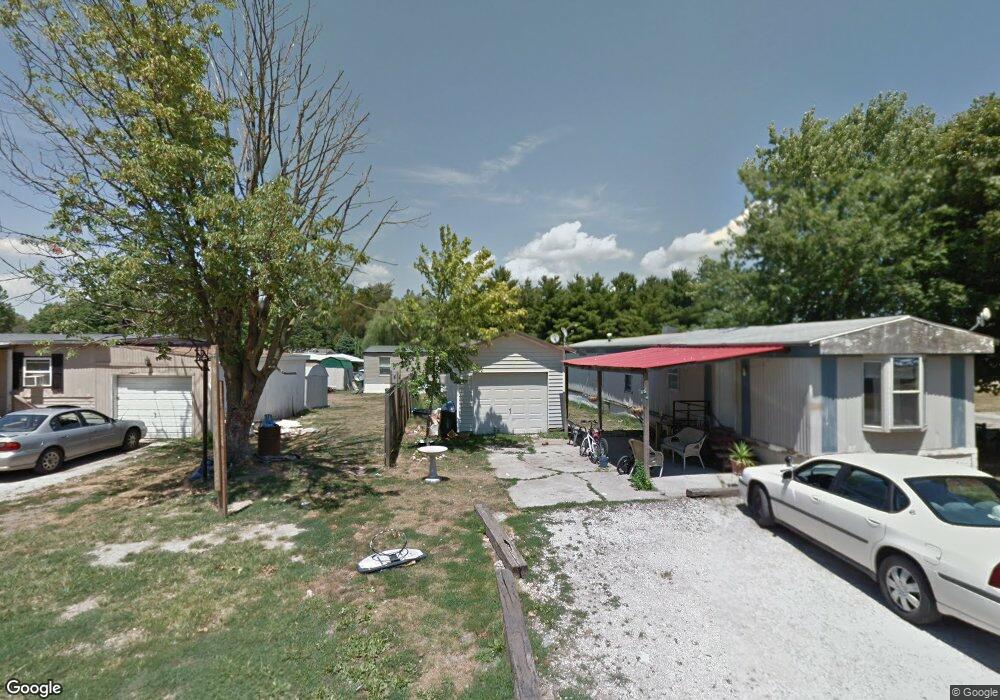 202 N Marnico Ln, Jacksonville, IL 62650 - photo 1