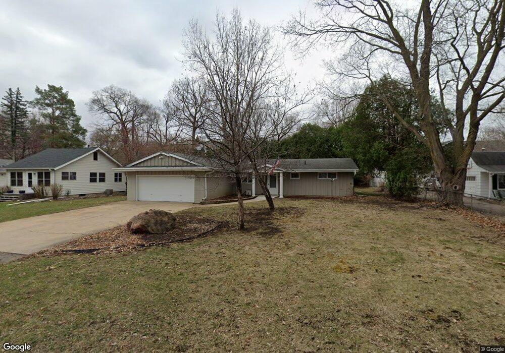 19135 Azure Rd, Wayzata, MN 55391 - photo 1